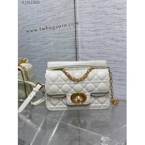 Dior专柜新款迪奥高仿原单Jolie系列珍珠链条包 djfk1303