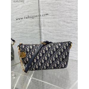 Dior专柜新款迪奥高仿原单Hobostar链条手袋系列肩背包饭盒包 djfk1402