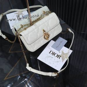 Dior专柜新款迪奥高仿原单白色Miss Daisy羊皮链条肩背包 djfk1451