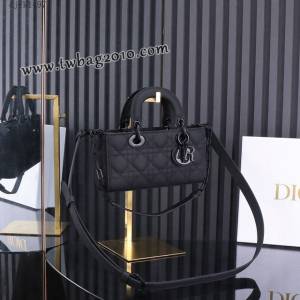 Dior专柜新款迪奥高仿原单小号大爆款D-joy手提肩背女包 djfk1497