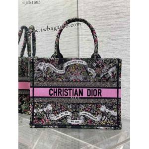 Dior专柜秋冬系列新款托特包迪奥高仿原单Tote包Around the world小号手提购物袋 djfk1695