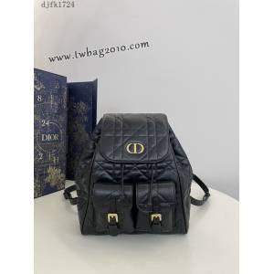 Dior专柜新款迪奥高仿原单黑色中号Caro秋冬系列双肩包 djfk1724