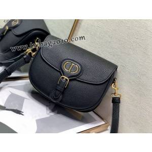Dior专柜新款迪奥高仿原单中号Bobby小猪包全皮单肩斜挎女包 djfk1754