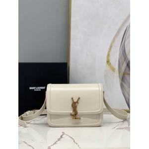 YSL专柜款女包 聖羅蘭經典款MONOGRAM金屬旋扣小號郵差包 YSL肩背斜挎包 634306  jjh1108