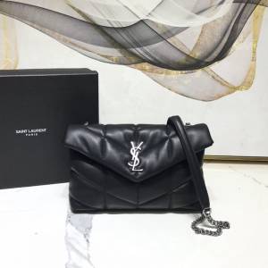 YSL专柜款女包 聖羅蘭經典款絎縫小羊皮迷你號郵差包 YSL肩背斜挎包 602333  jjh1128