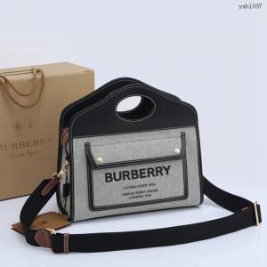 Burberry專門店新款撲克包拉鏈 巴寶莉Horseferry印花托特包 yxb1097