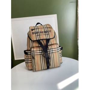 Burberry專門店新款雙肩包 巴寶莉Vintage復古格紋尼龍男士後背包 yxb1175