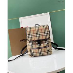 Burberry專門店新款雙肩包 巴寶莉經典格紋男女款後背包 yxb1194