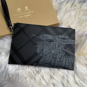 Burberry專門店新款格紋馬術騎士圖案手拿包 巴寶莉經典款男士手包 yxb1346