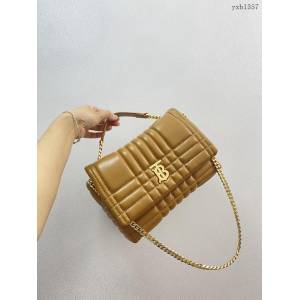 Burberry專門店新款羔羊皮Thomas專屬標識女包 巴寶莉手提單肩斜挎鏈條包 yxb1357
