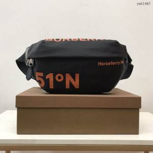 Burberry專門店新款腰包 巴寶莉尼龍布男士腰包挎包 yxb1443