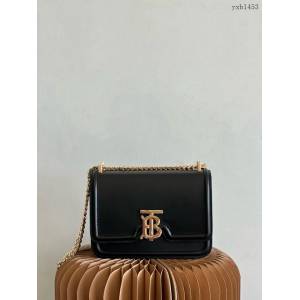 Burberry專門店新款TB專屬標識鎖扣包 巴寶莉皮革鏈條單肩斜挎女包 yxb1453