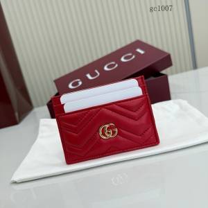 Gucci專櫃2026新款絎縫V型納帕羊皮革卡包 古馳Marmont女士卡套名片夾 443127  gc1007