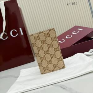 Gucci專櫃經典老花對折短款錢包 古馳Essence雙折男女錢包錢夾 876421  gc1050