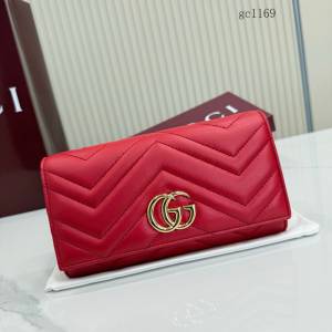 Gucci專櫃絎縫V型翻蓋女士錢夾零錢包 古馳Marmont系列長款全皮錢包 443436  gc1169