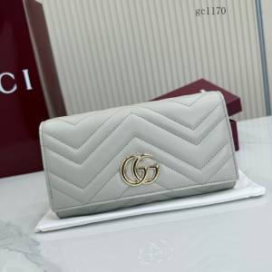 Gucci專櫃絎縫V型翻蓋女士錢夾零錢包 古馳Marmont系列長款全皮錢包 443436  gc1170