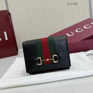 Gucci專櫃2026新款經典織帶短款錢夾卡包 古馳馬銜扣翻蓋男女錢包 867131  gc1196