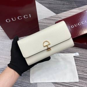 Gucci專櫃大號半馬銜扣長款錢包 古馳Softbit系列女士全皮翻蓋長款錢夾 828147  gc1209
