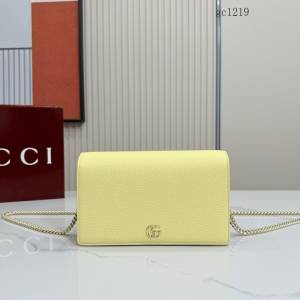 Gucci專櫃2026新款女士全皮單肩斜挎包 古馳Marmont系列翻蓋鏈條包單肩包 497985  gc1219